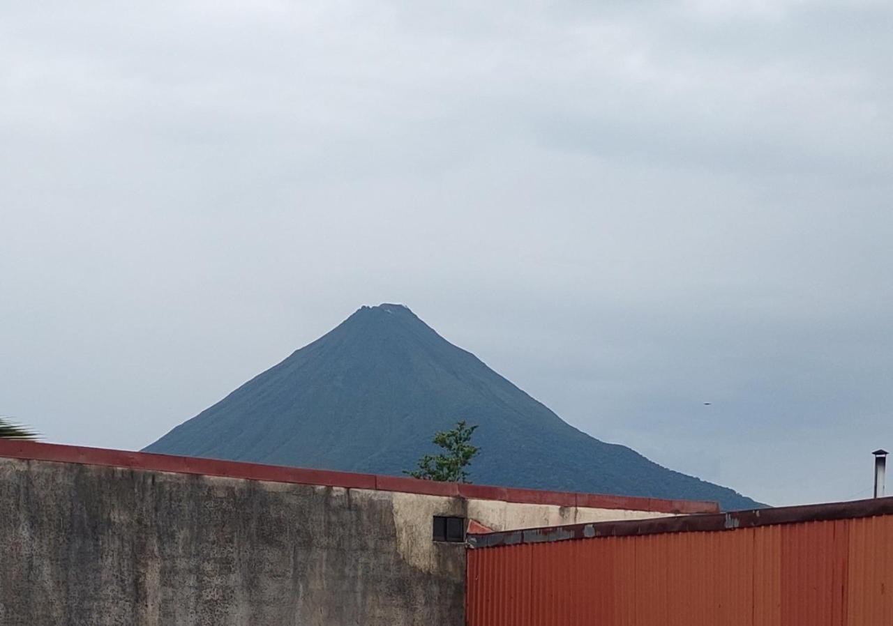 Alojamientos N&S La Fortuna Екстериор снимка